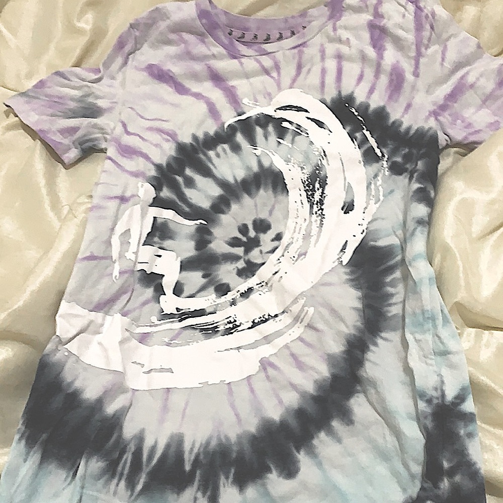 wave oversized tee